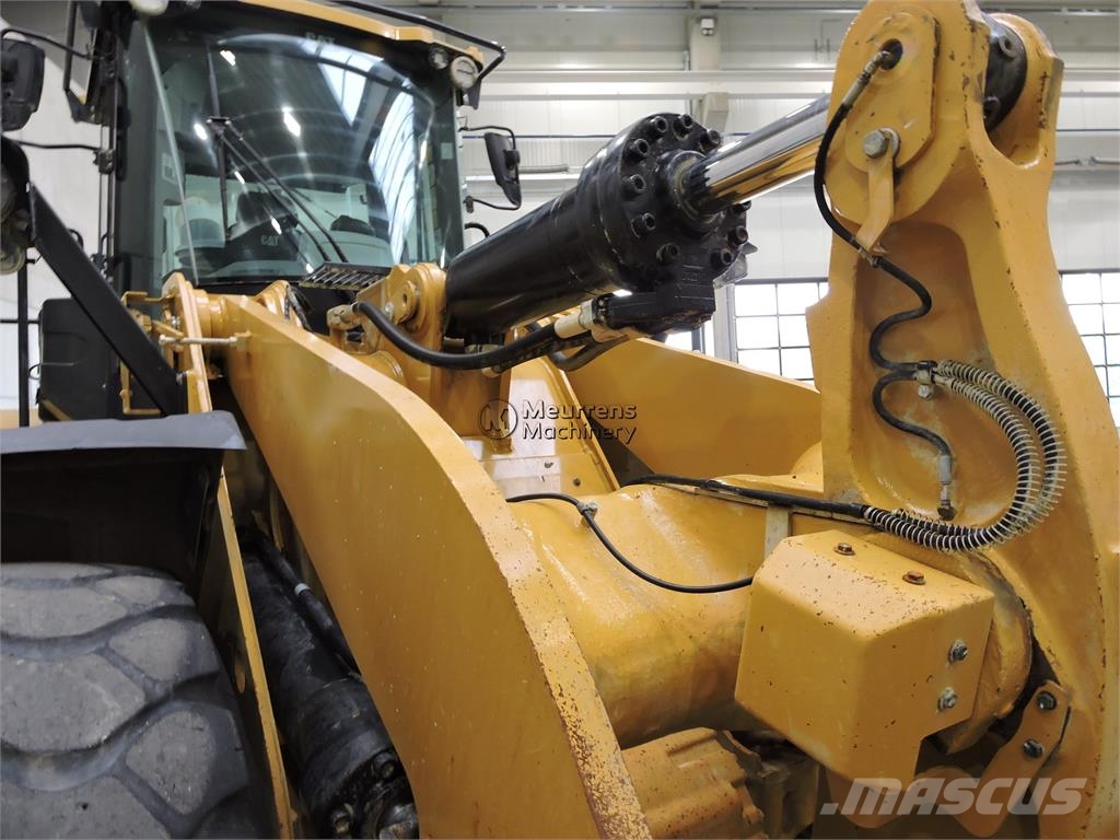 CAT 972M Wielladers