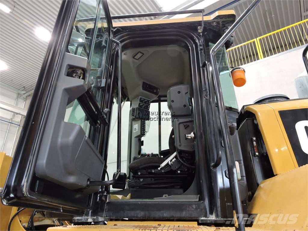 CAT 972M Wielladers