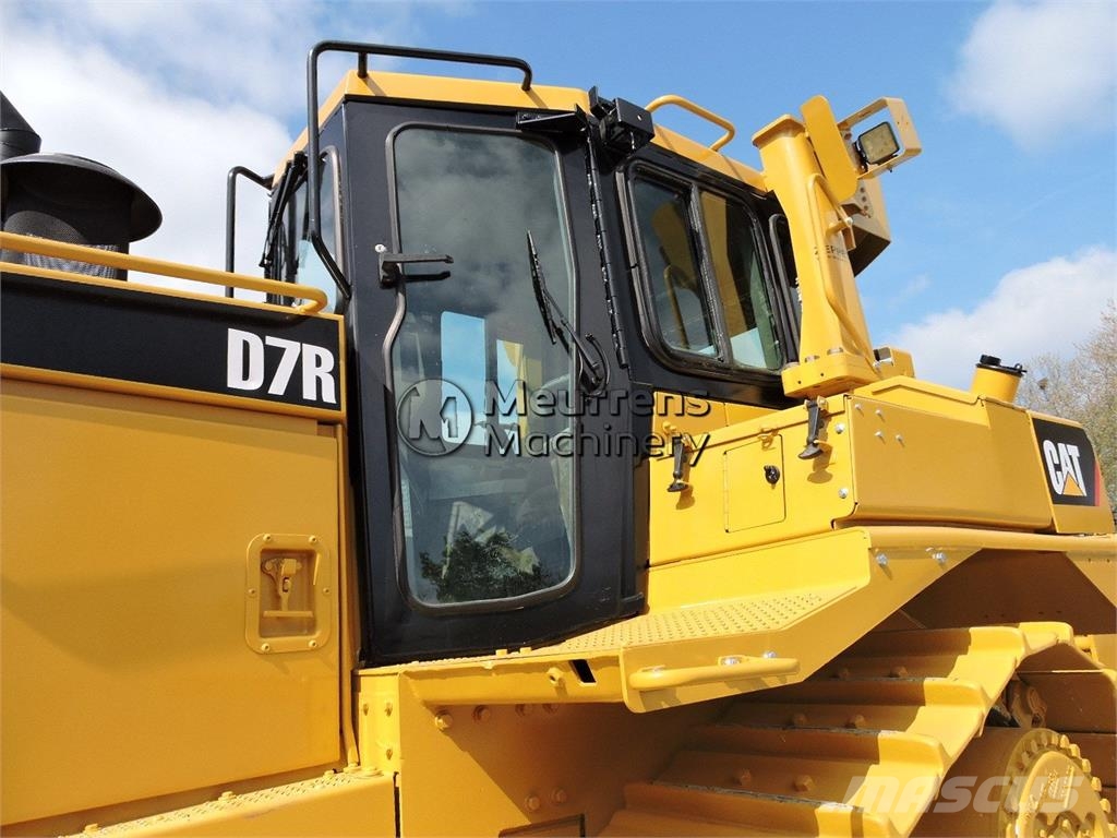 CAT D7R Buldozere