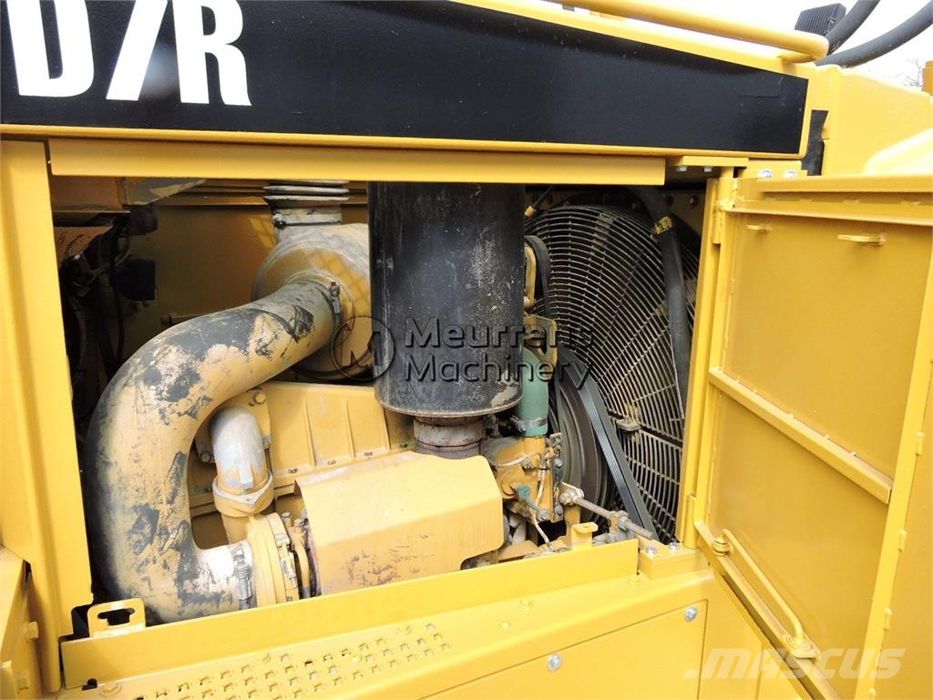 CAT D7R Buldozere