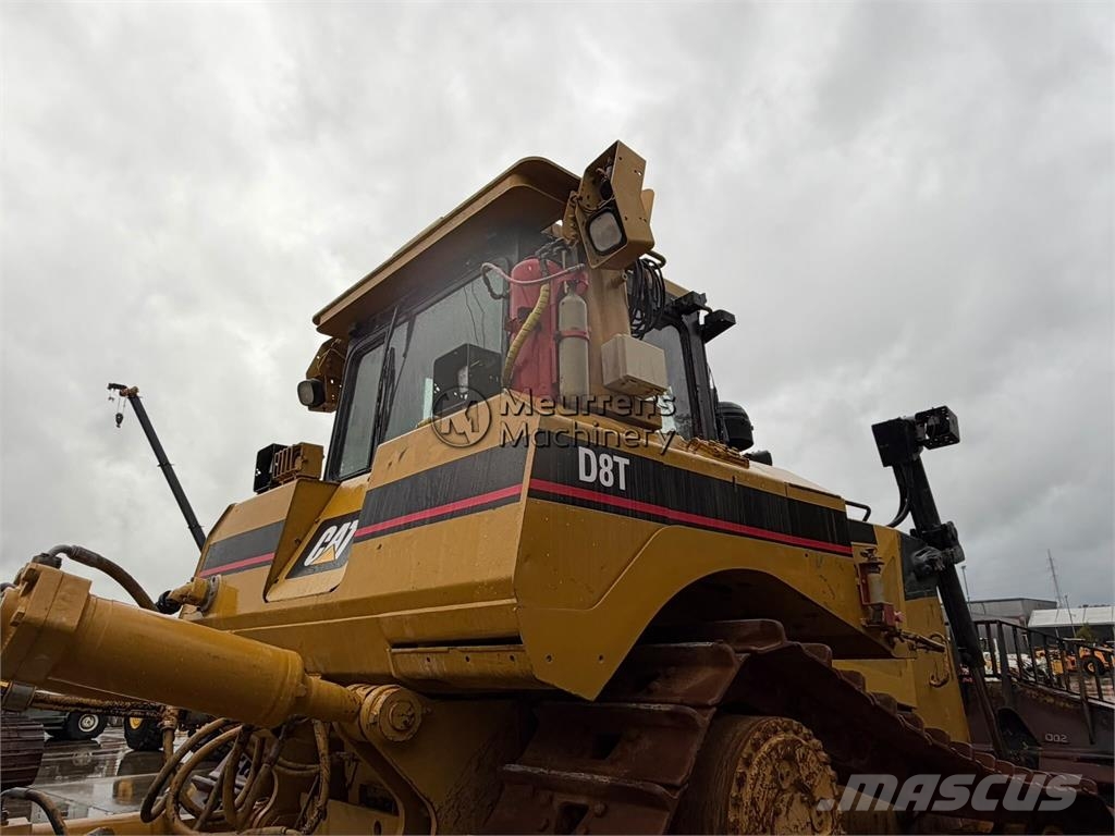 CAT D8T Bulldozers
