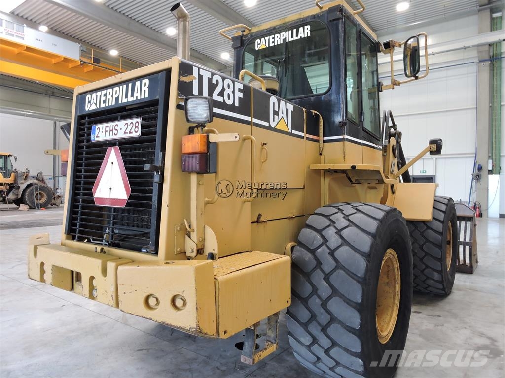 CAT IT28F لوادر بعجل