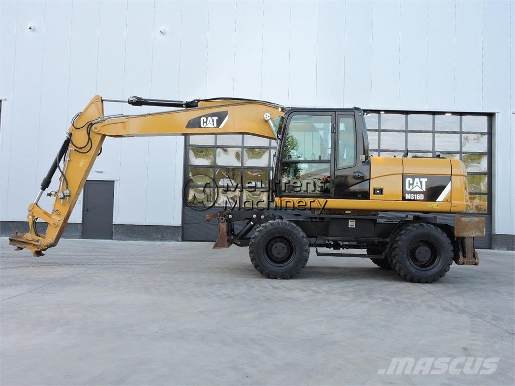 CAT M316D حفارات بعجل