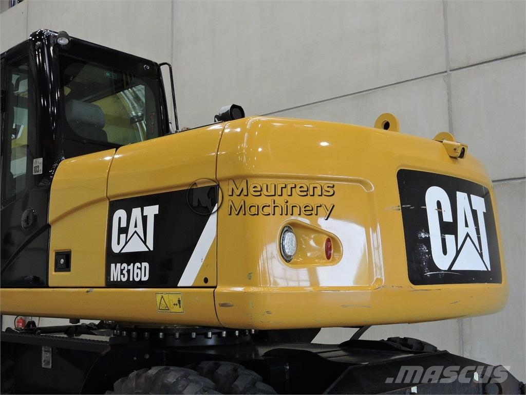 CAT M316D حفارات بعجل