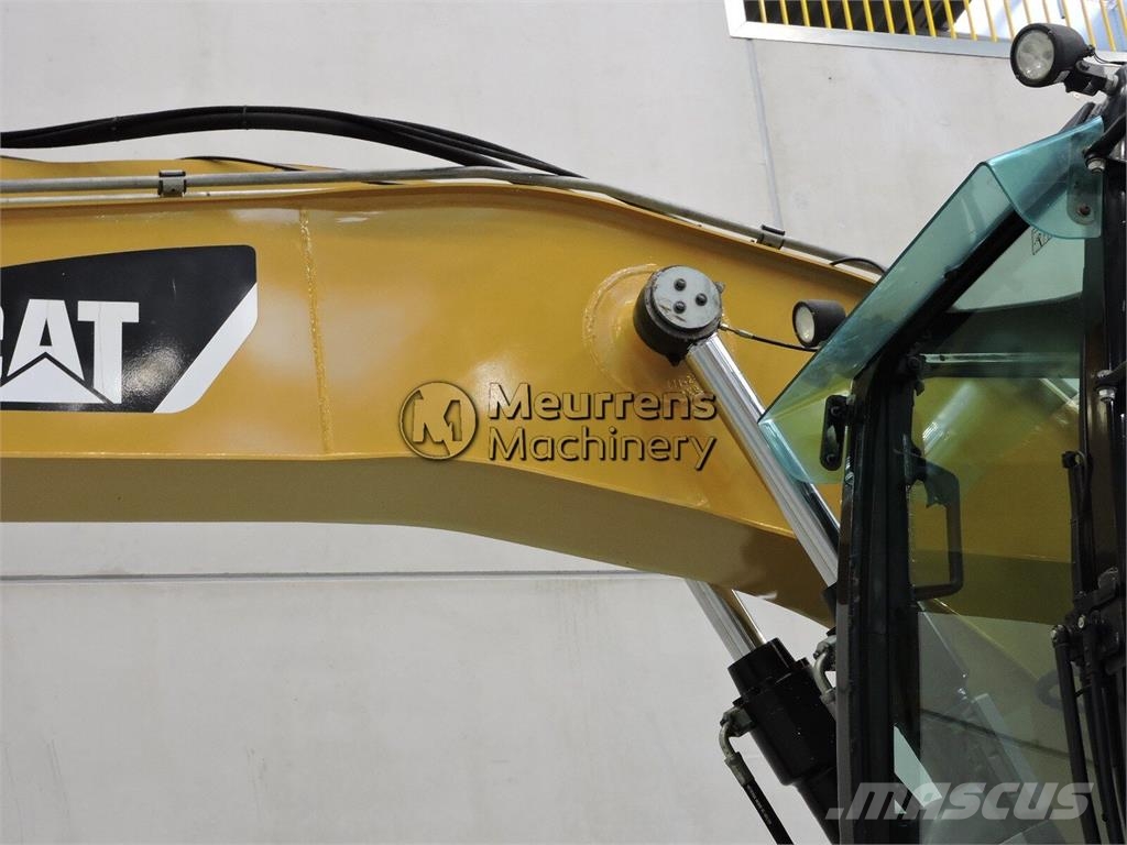 CAT M316D حفارات بعجل