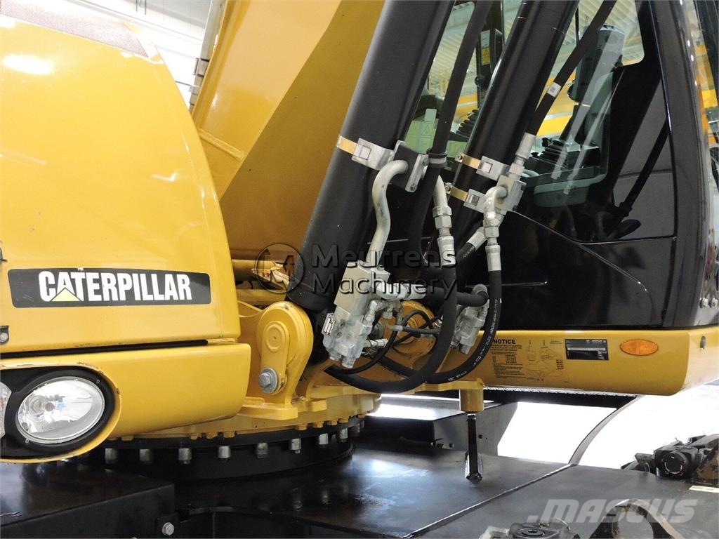 CAT M316D حفارات بعجل