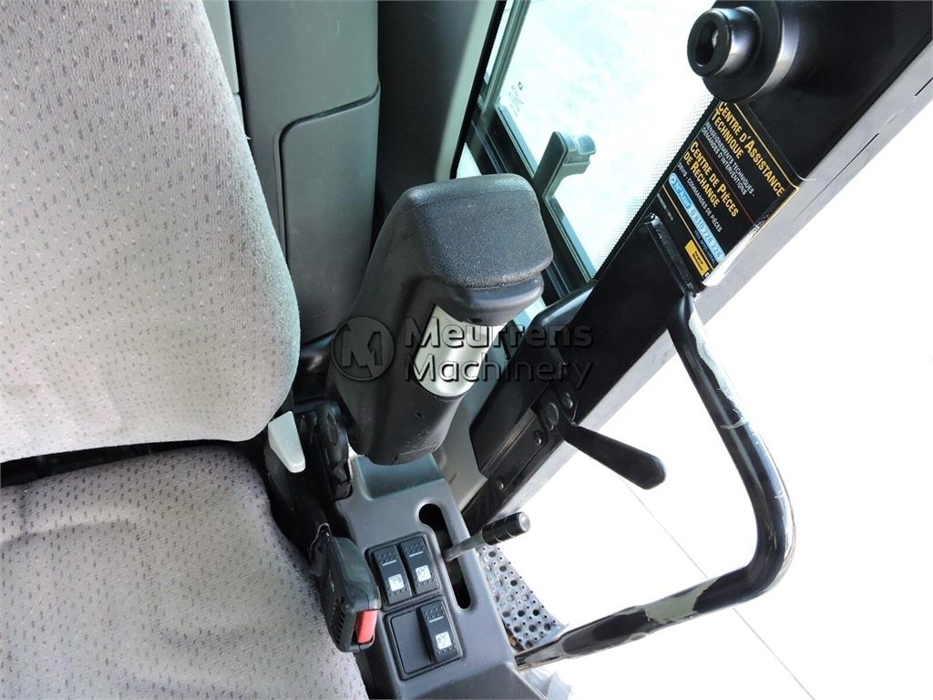 CAT M316D حفارات بعجل