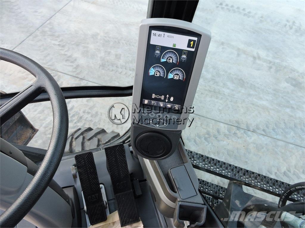 CAT M316D حفارات بعجل
