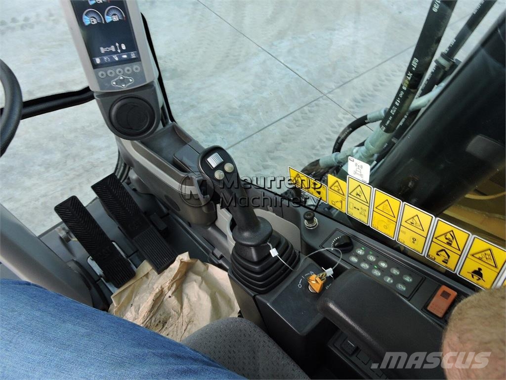 CAT M316D حفارات بعجل
