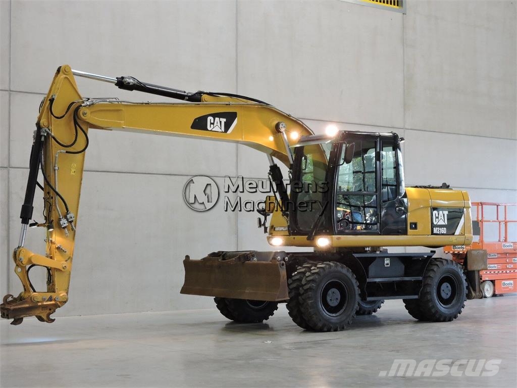 CAT M316D حفارات بعجل