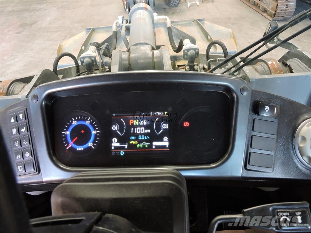 Doosan DL420 لوادر بعجل