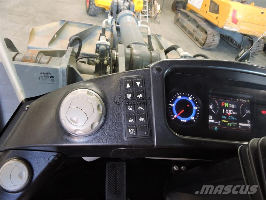 Doosan DL420 لوادر بعجل