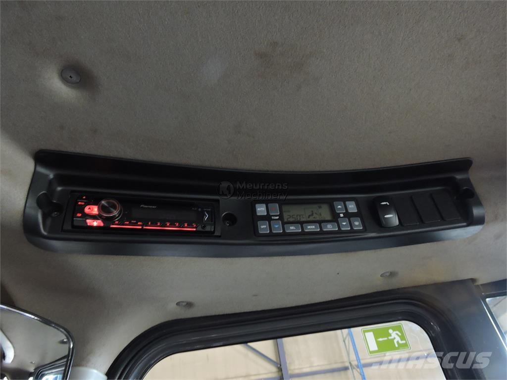 Doosan DL420 لوادر بعجل