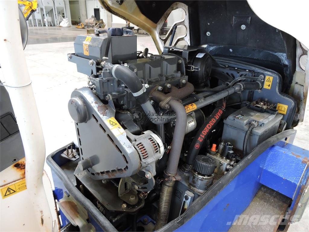 Hamm HD12VV Kiti volai