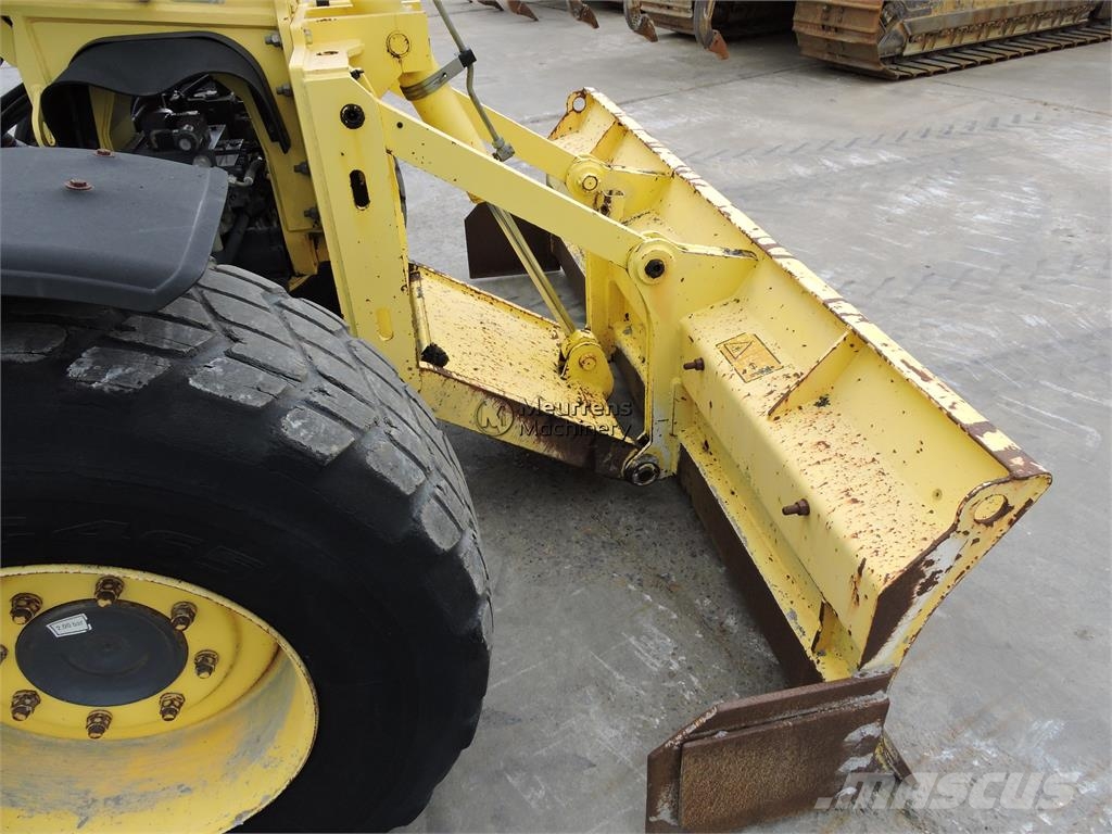 HBM BG110TA-4 معدات تمهيد الطرق