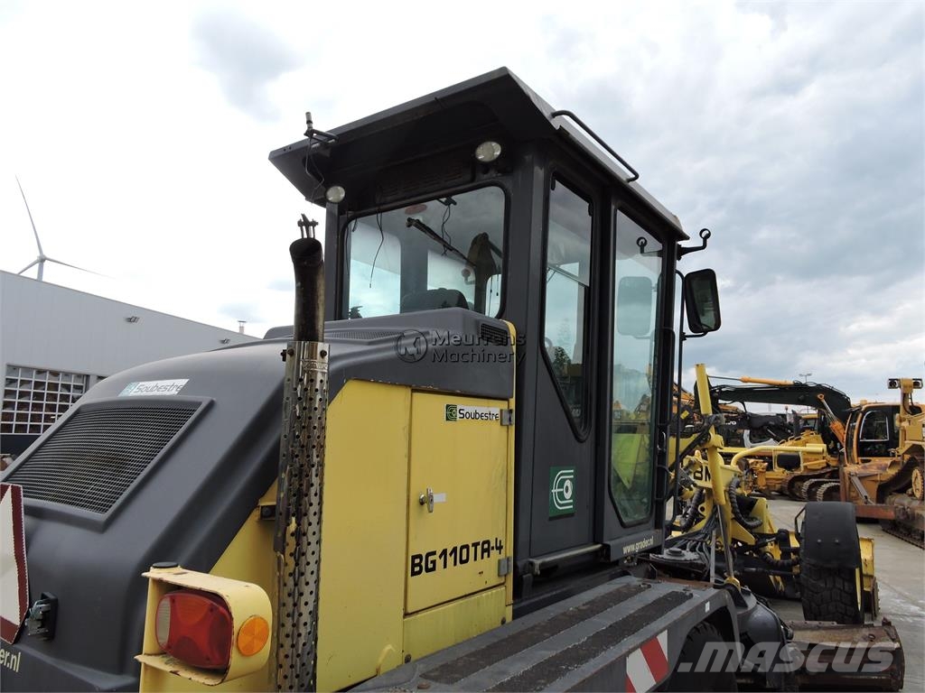 HBM BG110TA-4 معدات تمهيد الطرق
