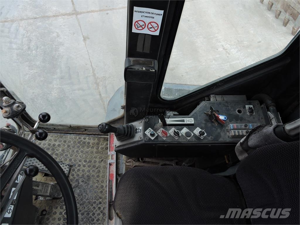HBM BG110TA-4 معدات تمهيد الطرق