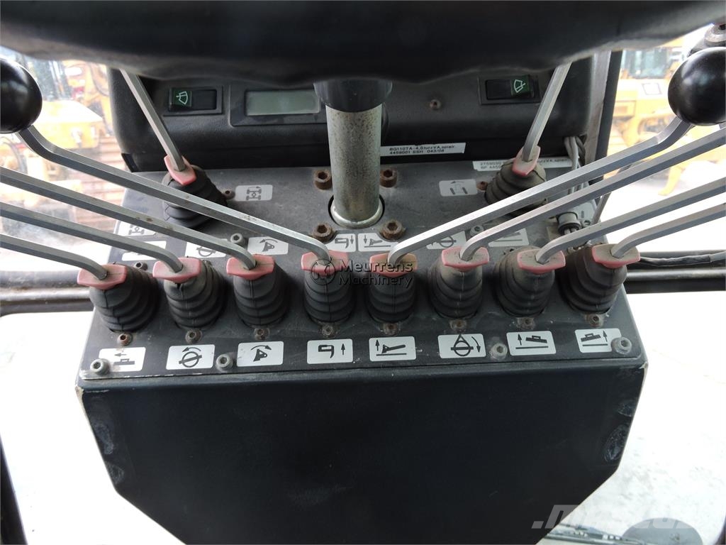 HBM BG110TA-4 معدات تمهيد الطرق