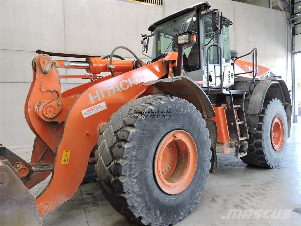 Hitachi ZW310 لوادر بعجل