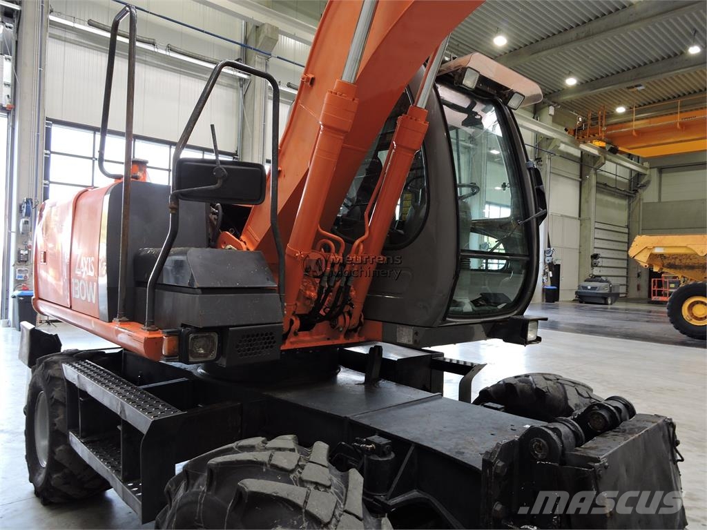Hitachi ZX130W Mobilbagger