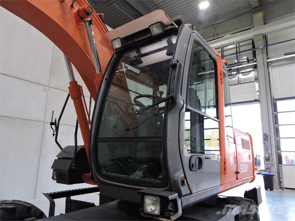 Hitachi ZX130W Mobilbagger