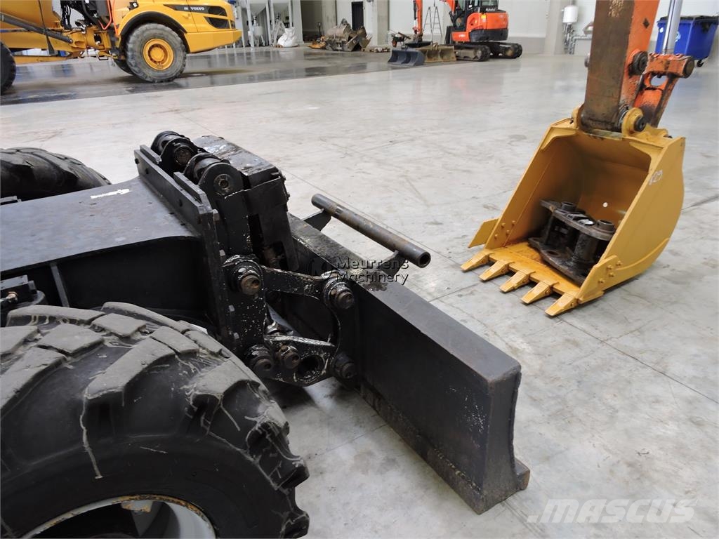 Hitachi ZX130W Mobilbagger