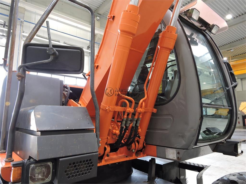 Hitachi ZX130W Mobilbagger