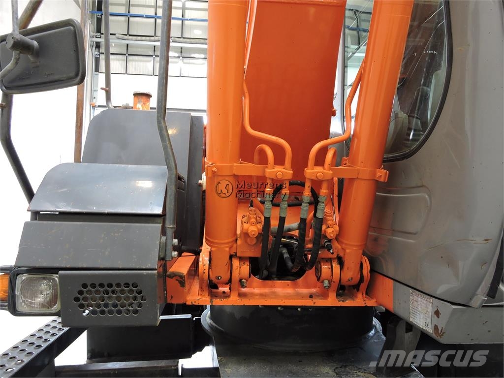 Hitachi ZX130W Mobilbagger