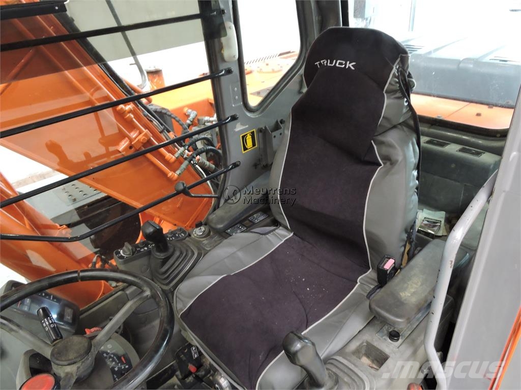 Hitachi ZX130W Mobilbagger