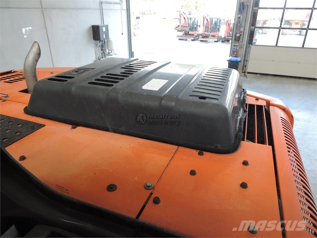 Hitachi ZX130W Mobilbagger