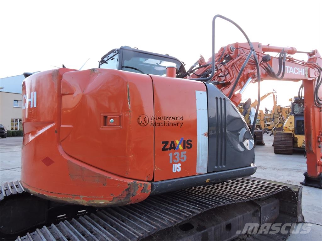 Hitachi ZX135 Raupenbagger