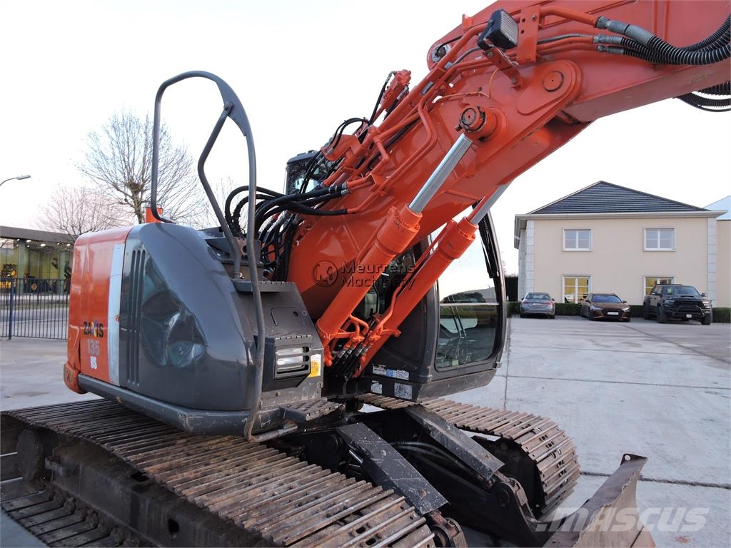 Hitachi ZX135 Raupenbagger