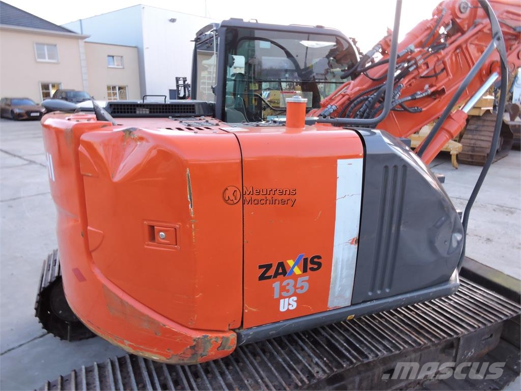 Hitachi ZX135 Raupenbagger