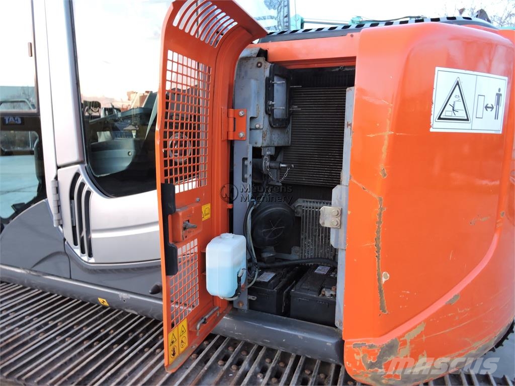 Hitachi ZX135 Raupenbagger