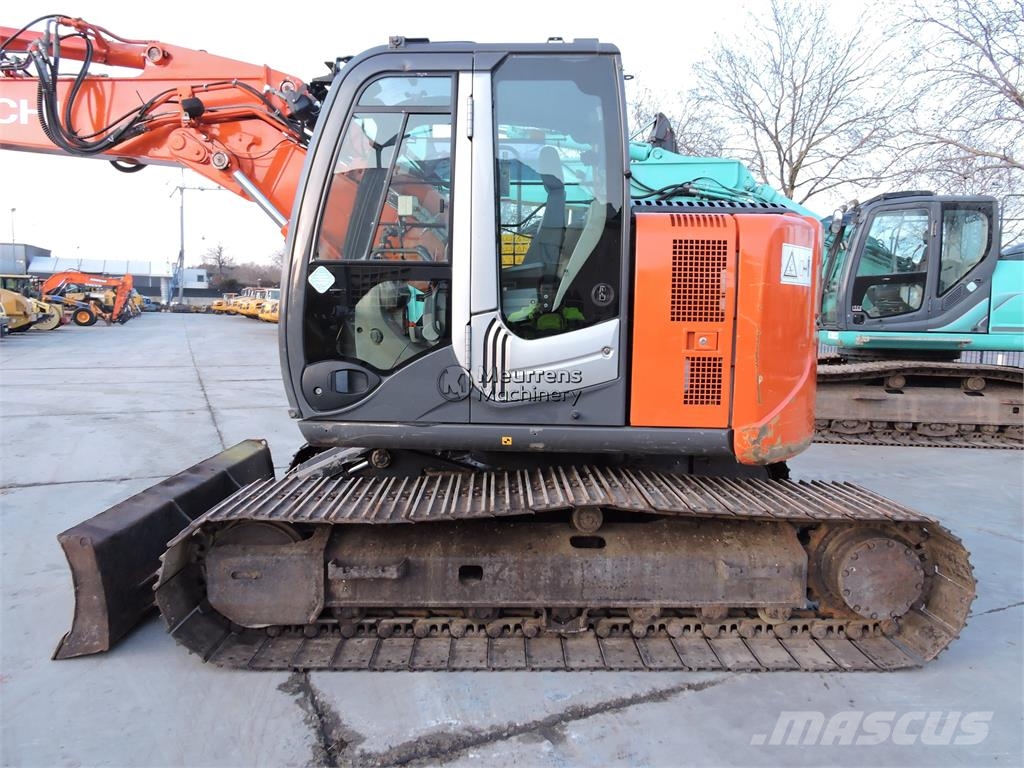 Hitachi ZX135 Raupenbagger