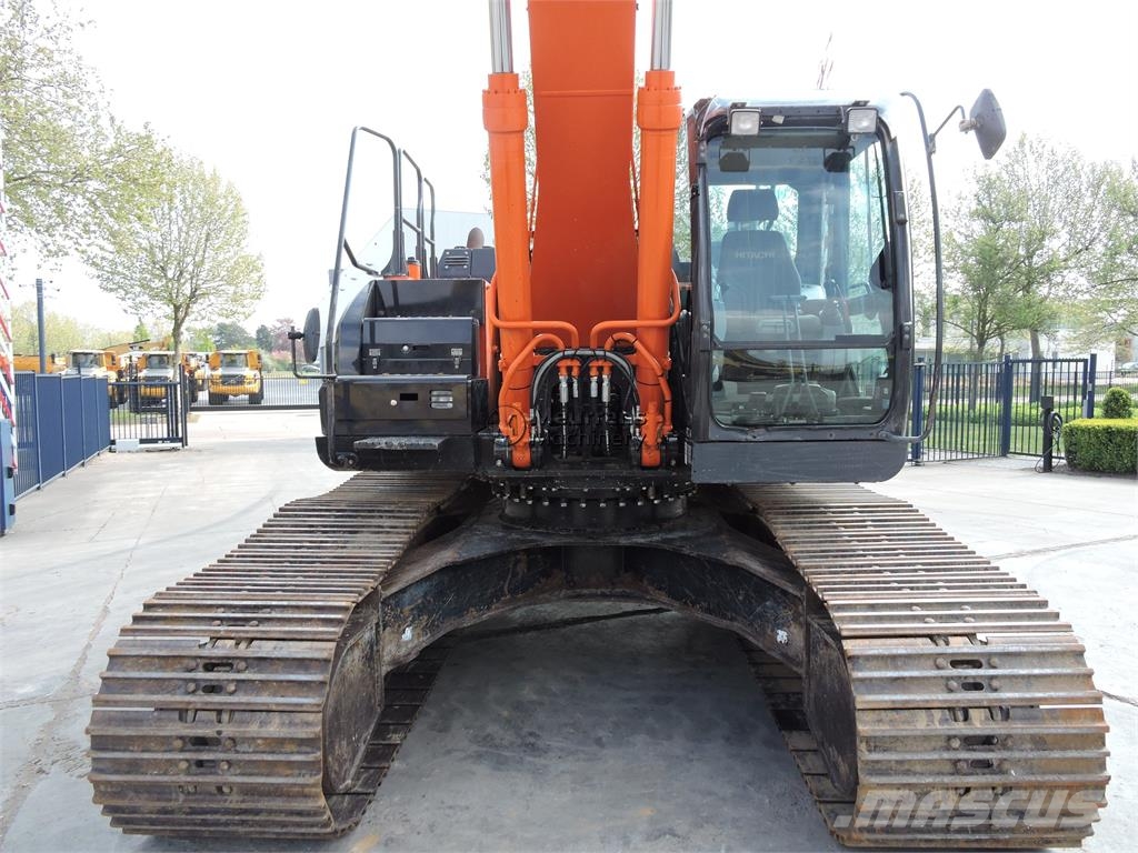 Hitachi ZX300 Belgium Machine Bageri guseničari