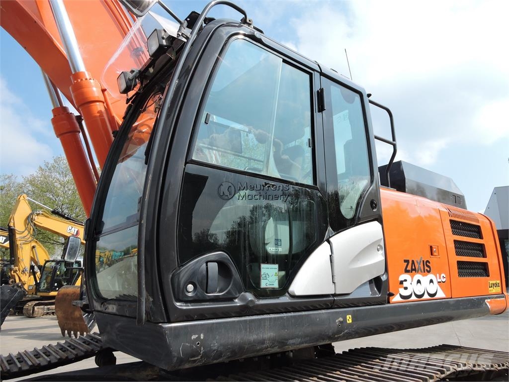 Hitachi ZX300 Belgium Machine Bageri guseničari