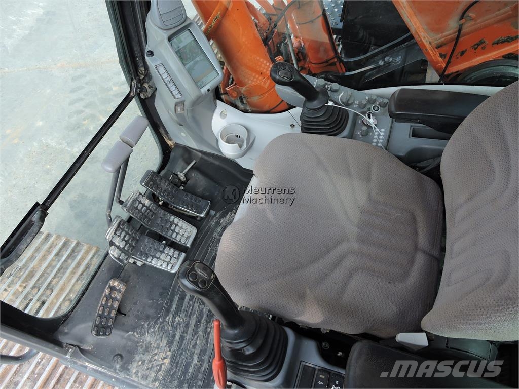 Hitachi ZX300 Belgium Machine Bageri guseničari