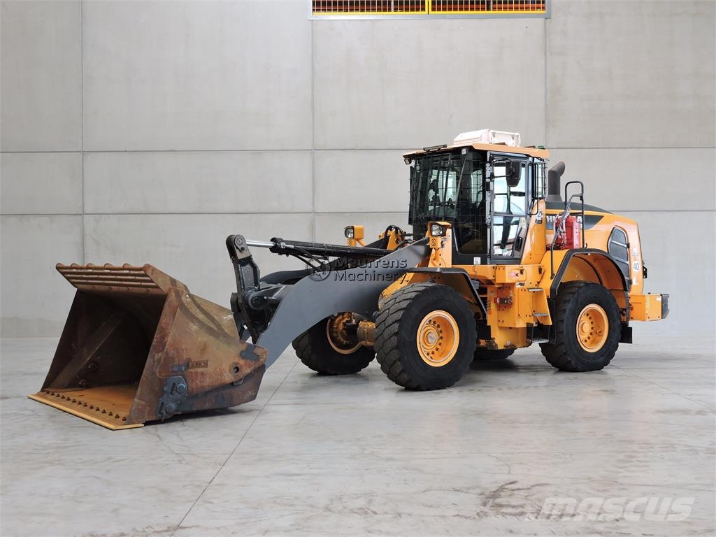 Hyundai HL955A لوادر بعجل