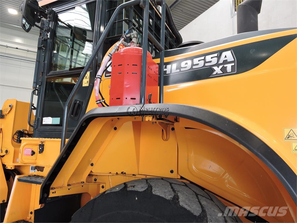 Hyundai HL955A لوادر بعجل