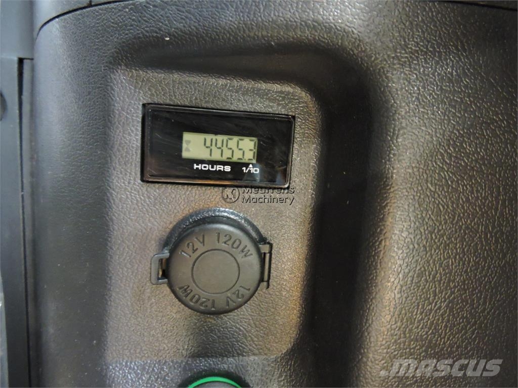 Hyundai HL955A لوادر بعجل