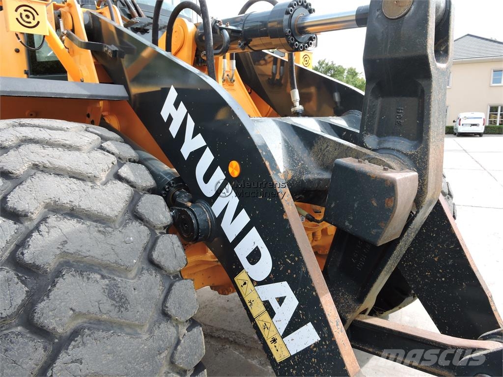Hyundai HL960 A Rataslaadurid