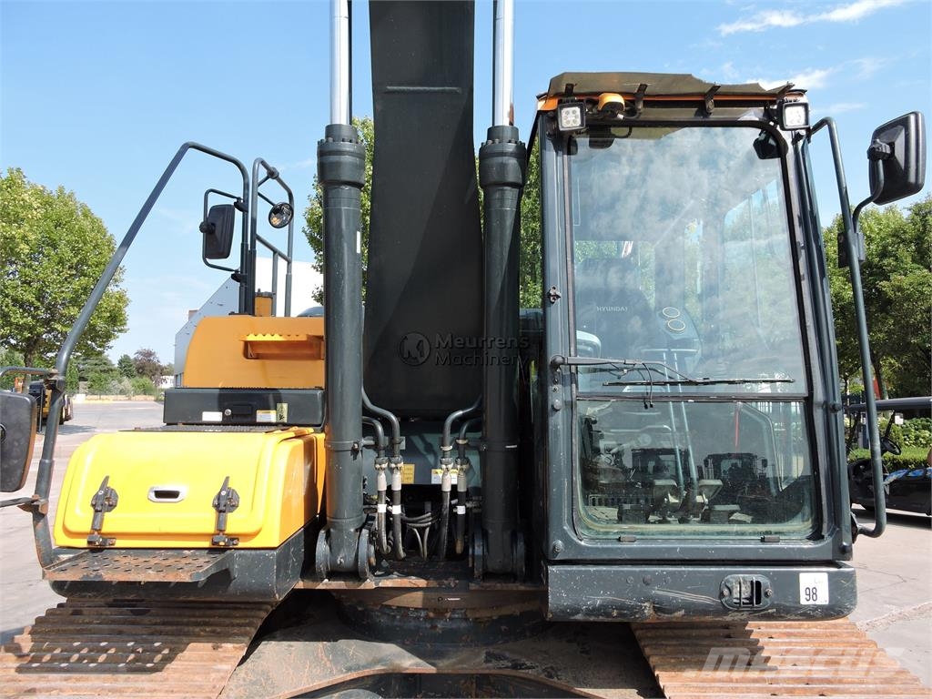 Hyundai HX220 LC Longreach CE حفارات زحافة
