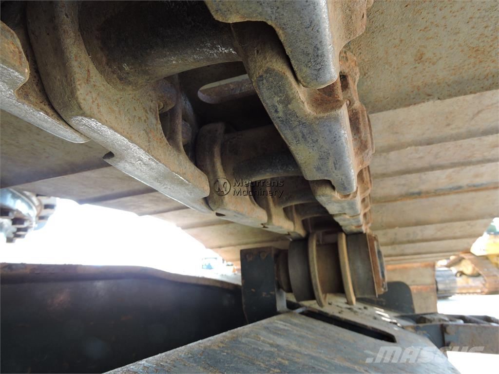 Hyundai HX220 LC Longreach CE حفارات زحافة