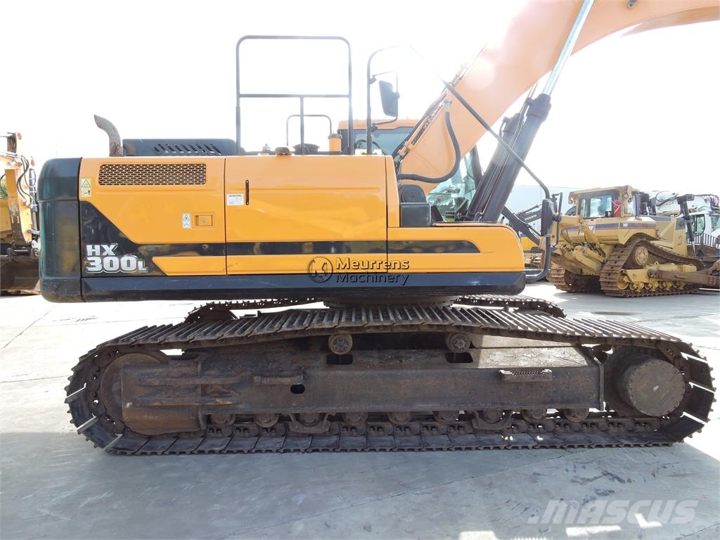 Hyundai HX300 Raupenbagger