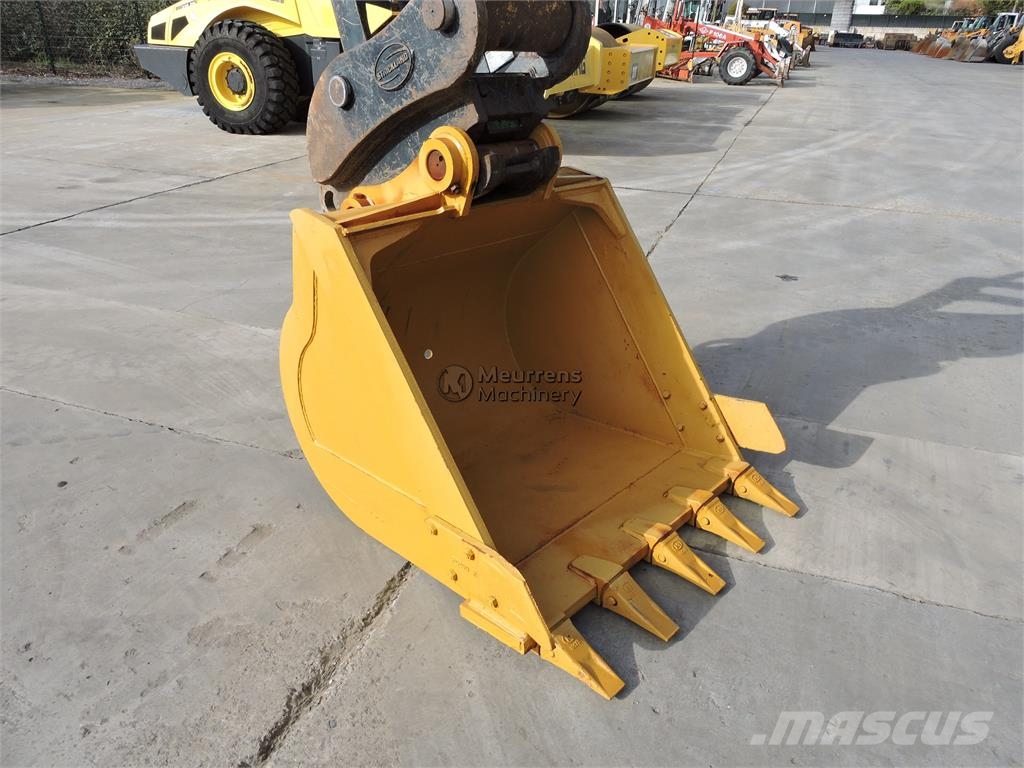 Hyundai HX300 Raupenbagger