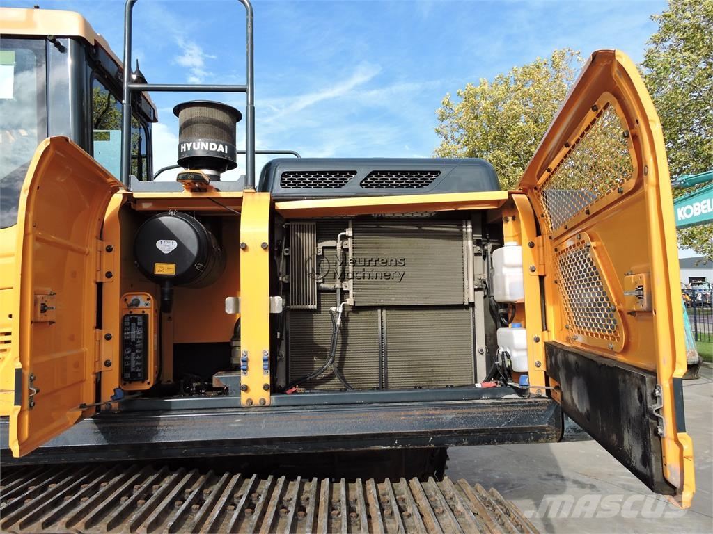 Hyundai HX300 Raupenbagger