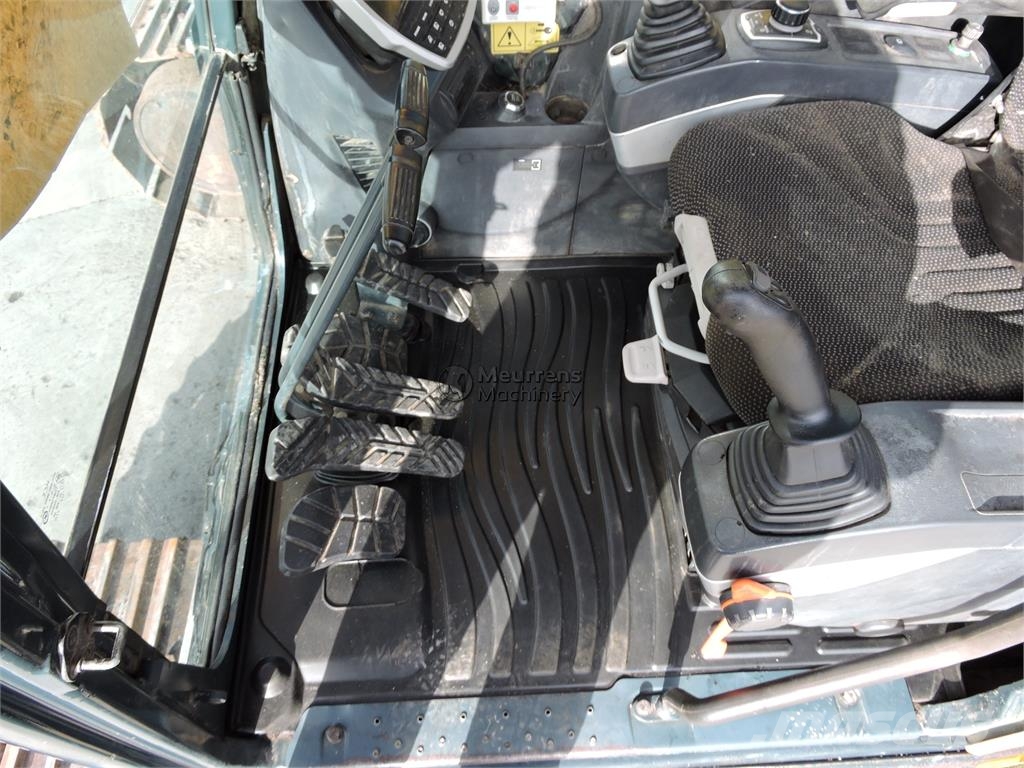 Hyundai HX300 Raupenbagger