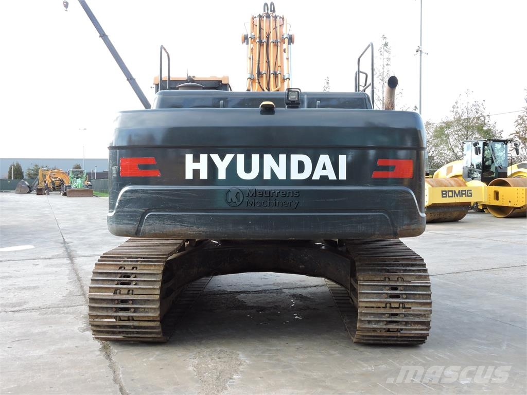 Hyundai HX300 Raupenbagger