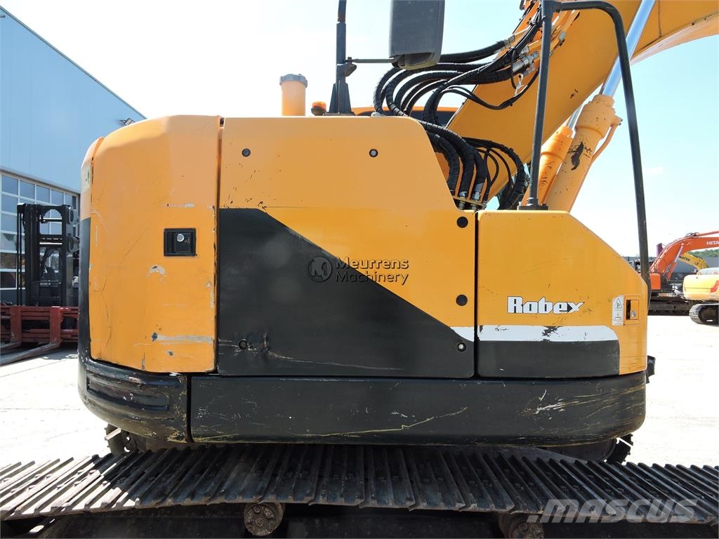 Hyundai R235LCR حفارات زحافة